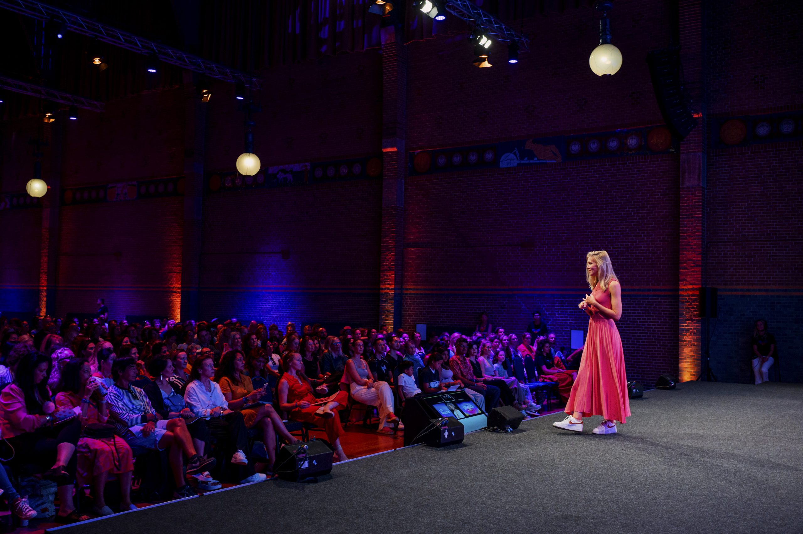 services-02 MVU Amsterdam 2025 DSD 5747 Photo By Karen Harms Scaled